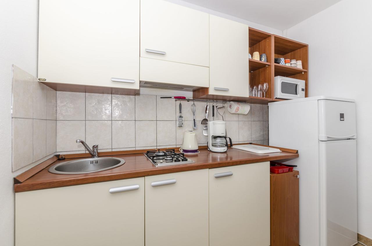 Apartments Dinko Gdinj Zewnętrze zdjęcie