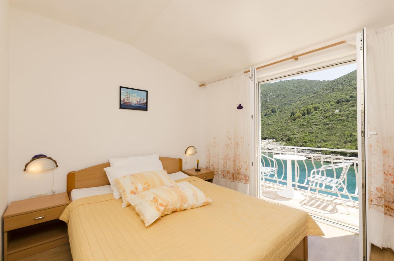 Apartments Dinko Gdinj Zewnętrze zdjęcie